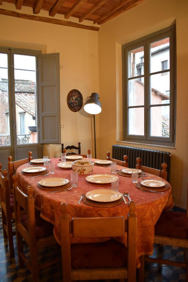 Apartamento Grande Per Gruppi E Famiglie In Centro Storico A Con Terrazza E Ac Lucca